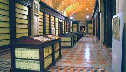 Interior del Archivo de Indias.